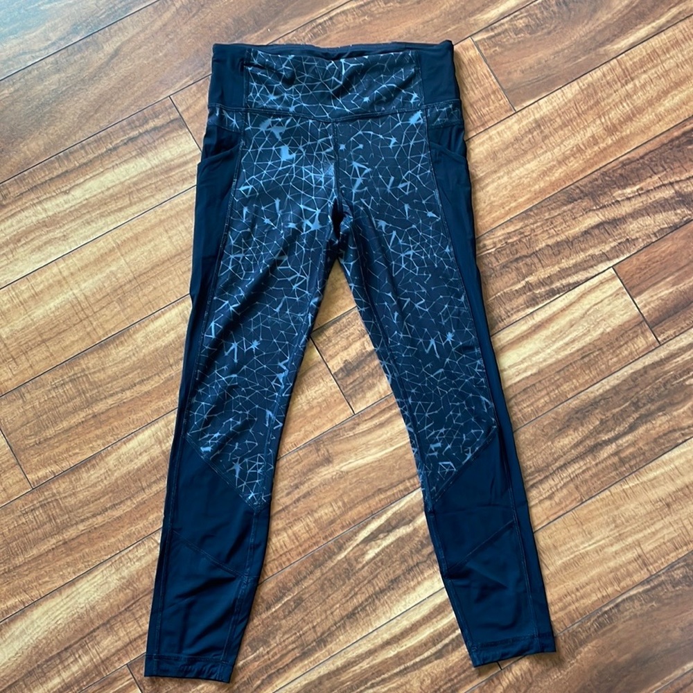 Lululemon leggings, size 4
